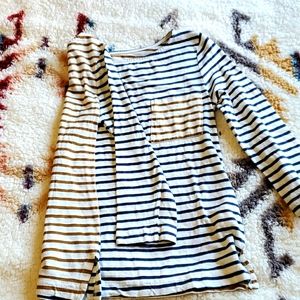 Brown and blue old navy half sleeve